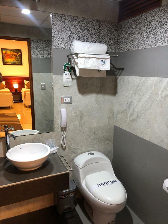 Hotel Europa إكيتوس المظهر الخارجي الصورة